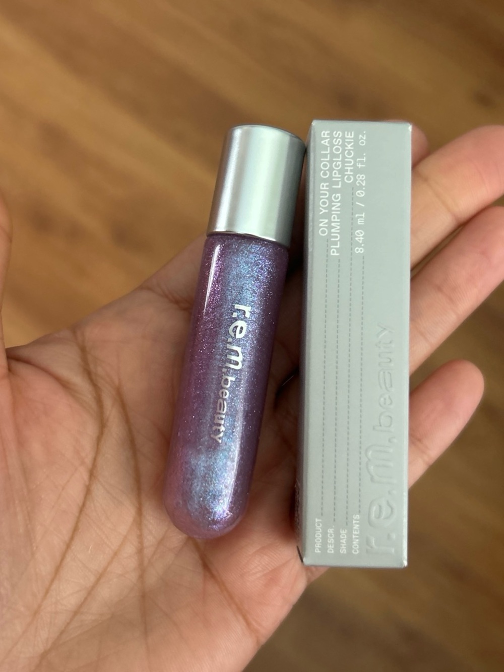 R.E.M Beauty On Your Collar Plumping Lip Gloss
